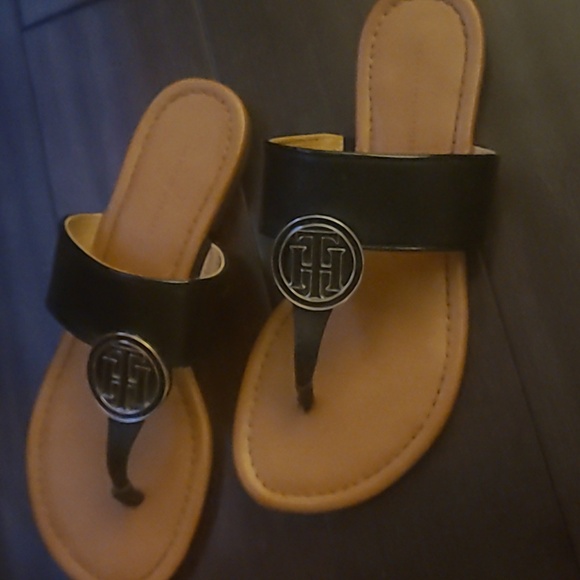 Sandals - Picture 2 of 3
